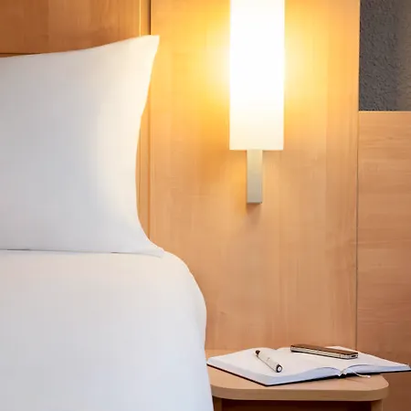 Ibis Maine Montparnasse Hotel Paris Exterior photo
