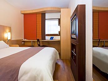 Ibis Maine Montparnasse París